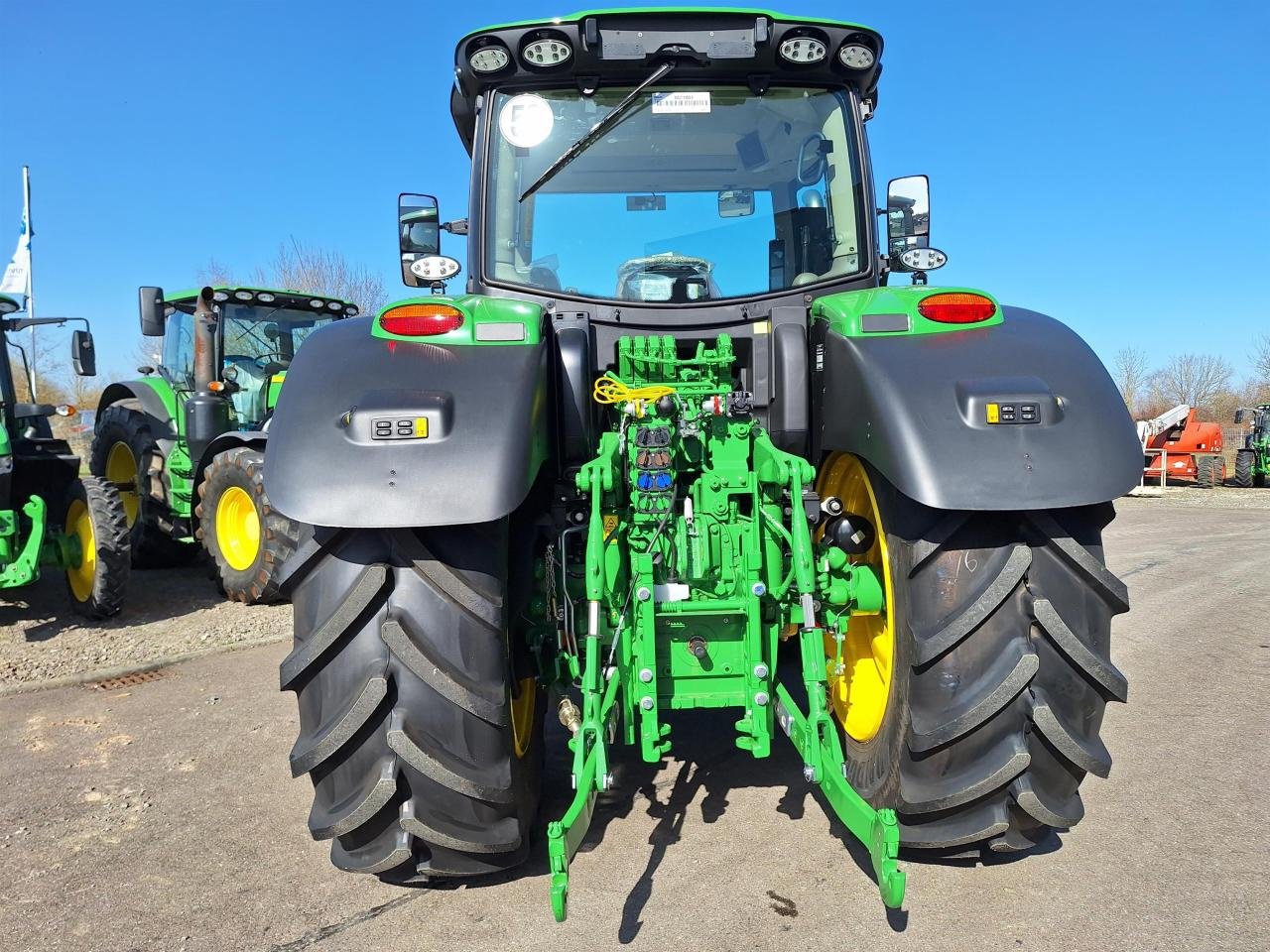 Traktor van het type John Deere 6R 155, Neumaschine in Zweibrücken (Foto 7)