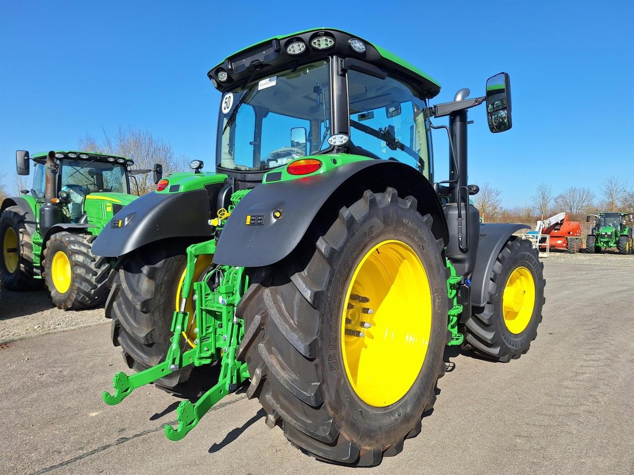 Traktor van het type John Deere 6R 155, Neumaschine in Zweibrücken (Foto 8)