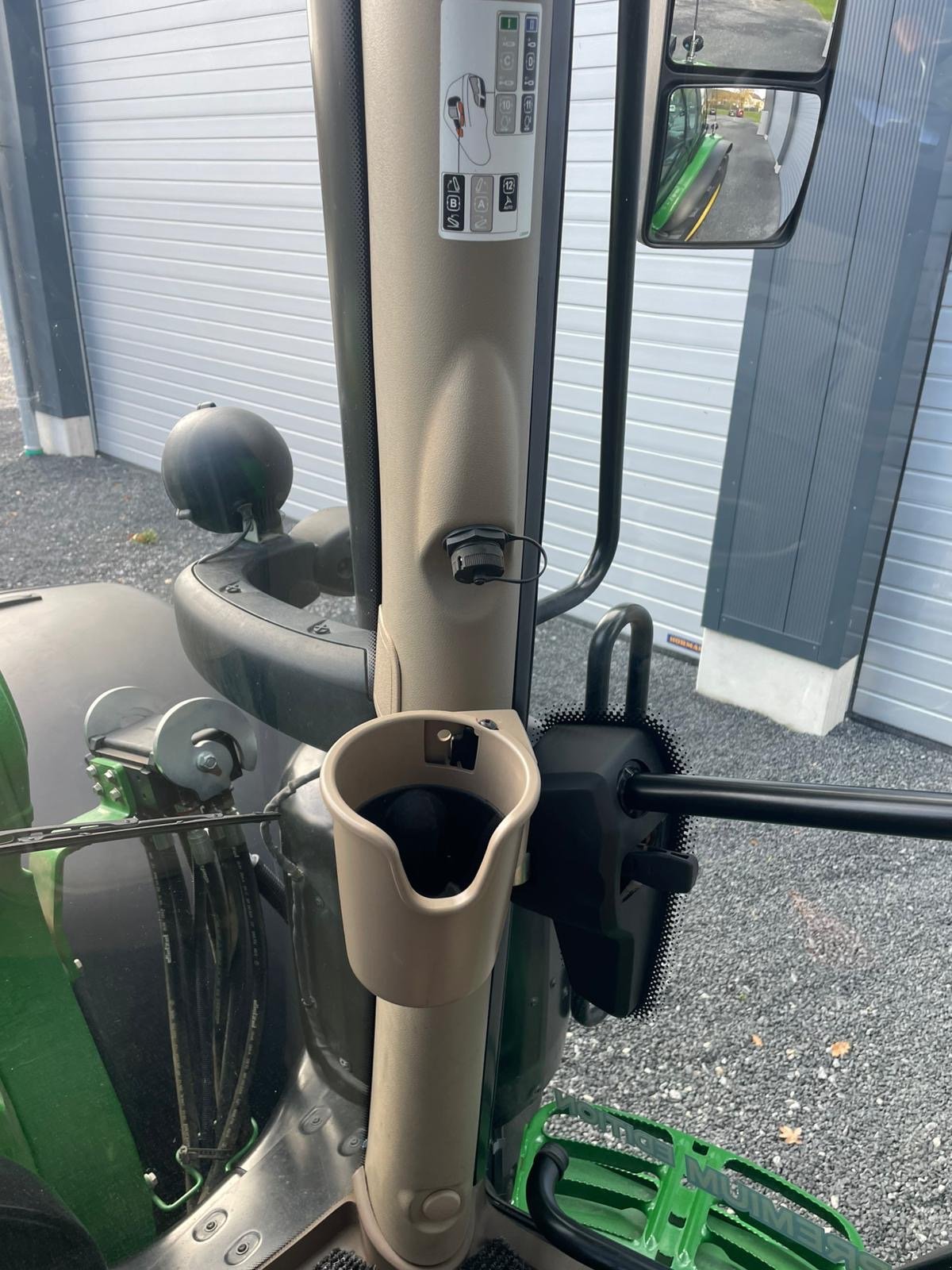 Traktor of the type John Deere 6R 155, Gebrauchtmaschine in Bad Bocklet (Picture 8)