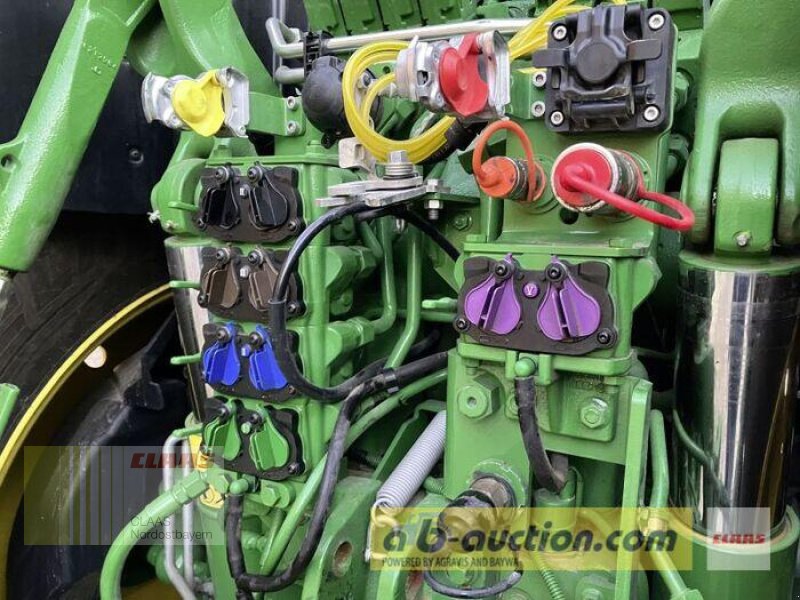 Traktor of the type John Deere 6R 165 AUTOPOWR COMMANDPRO, Gebrauchtmaschine in Schwend (Picture 10)