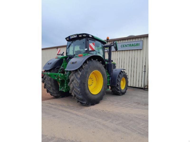 Traktor от тип John Deere 6R 175, Gebrauchtmaschine в SAINT-GERMAIN DU PUY (Снимка 4)