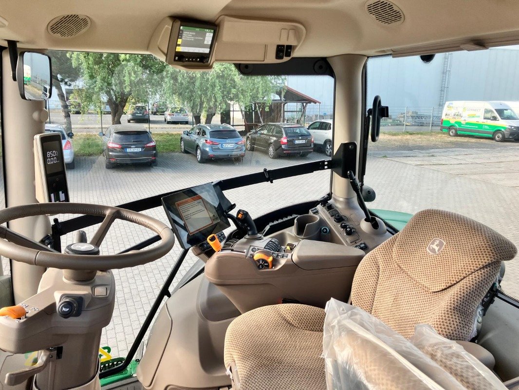 Traktor of the type John Deere 6R 175, Neumaschine in Gerichshain (Picture 10)