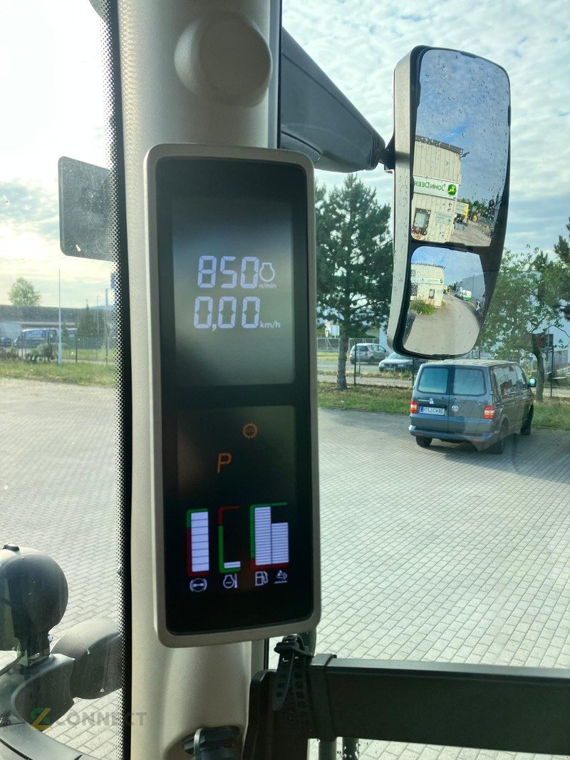 Traktor of the type John Deere 6R 175, Neumaschine in Gerichshain (Picture 12)