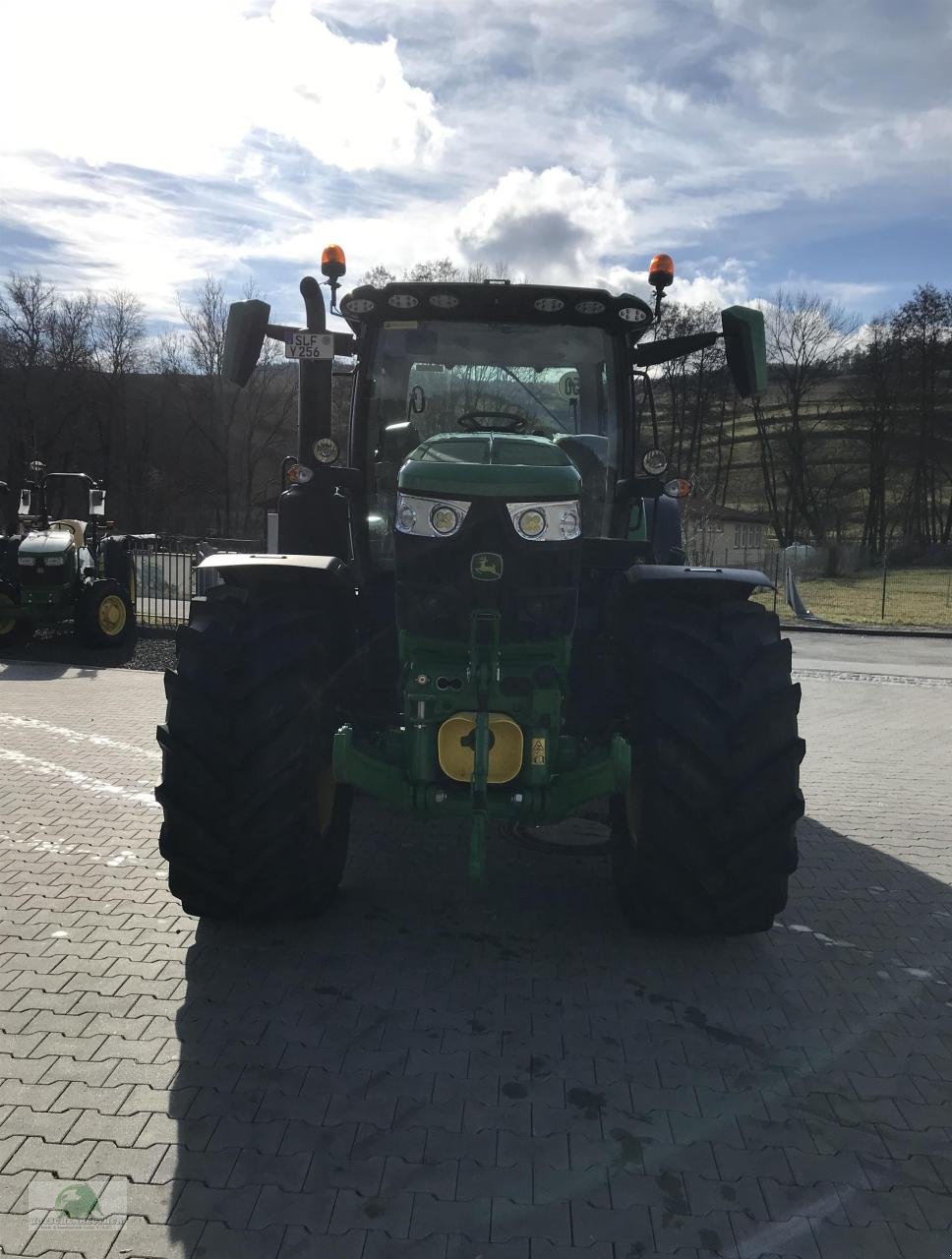 Traktor от тип John Deere 6R 185 - Command PRO, Neumaschine в Münchberg (Снимка 8)