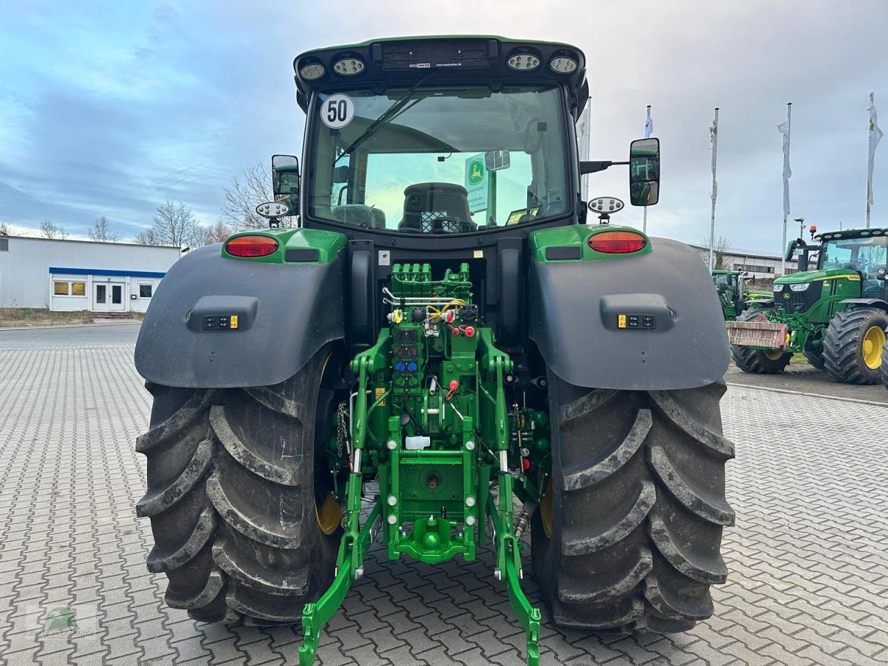 Traktor of the type John Deere 6R 185 - Command PRO, Neumaschine in Hofheim (Picture 5)