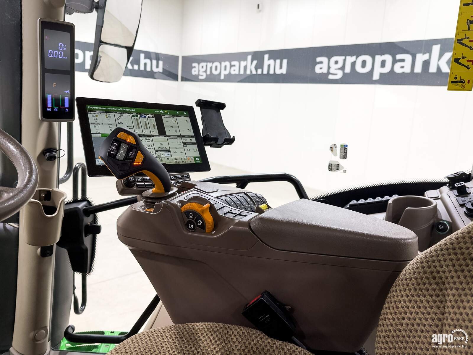 Traktor tip John Deere 6R 185, Gebrauchtmaschine in Csengele (Poză 12)