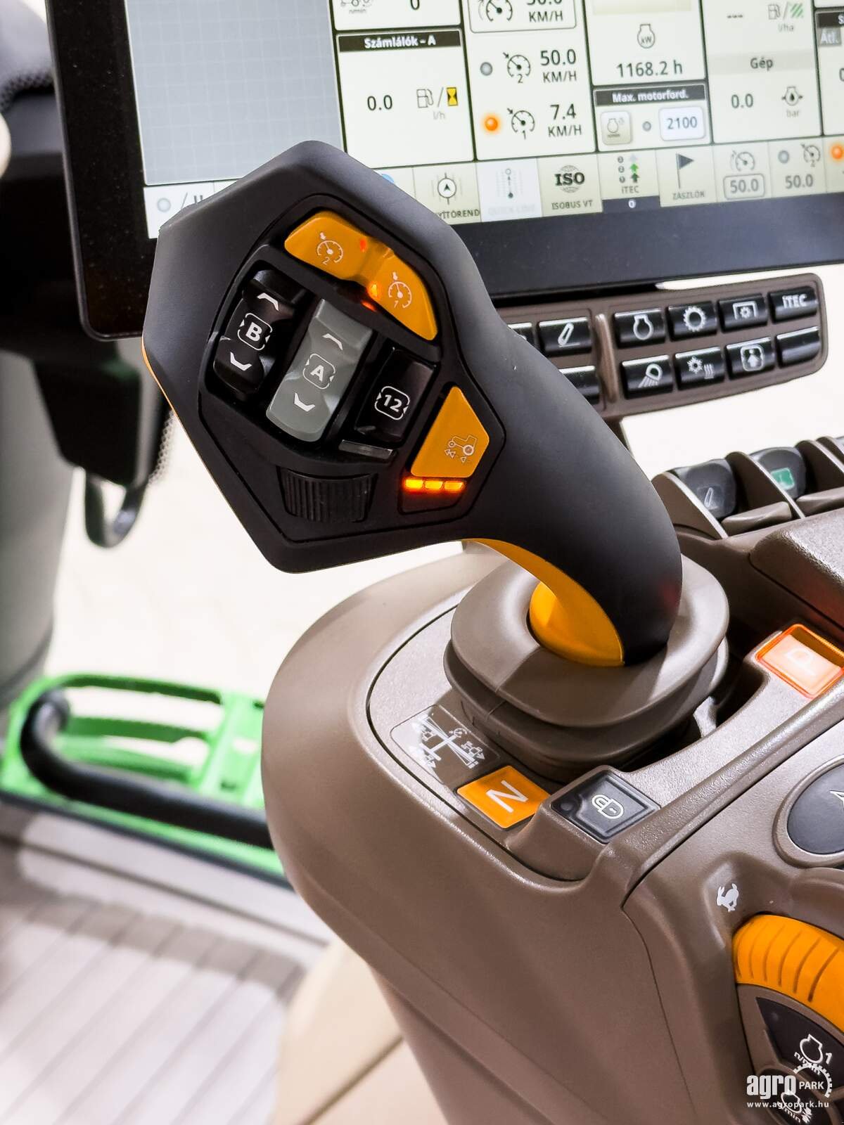 Traktor tip John Deere 6R 185, Gebrauchtmaschine in Csengele (Poză 13)