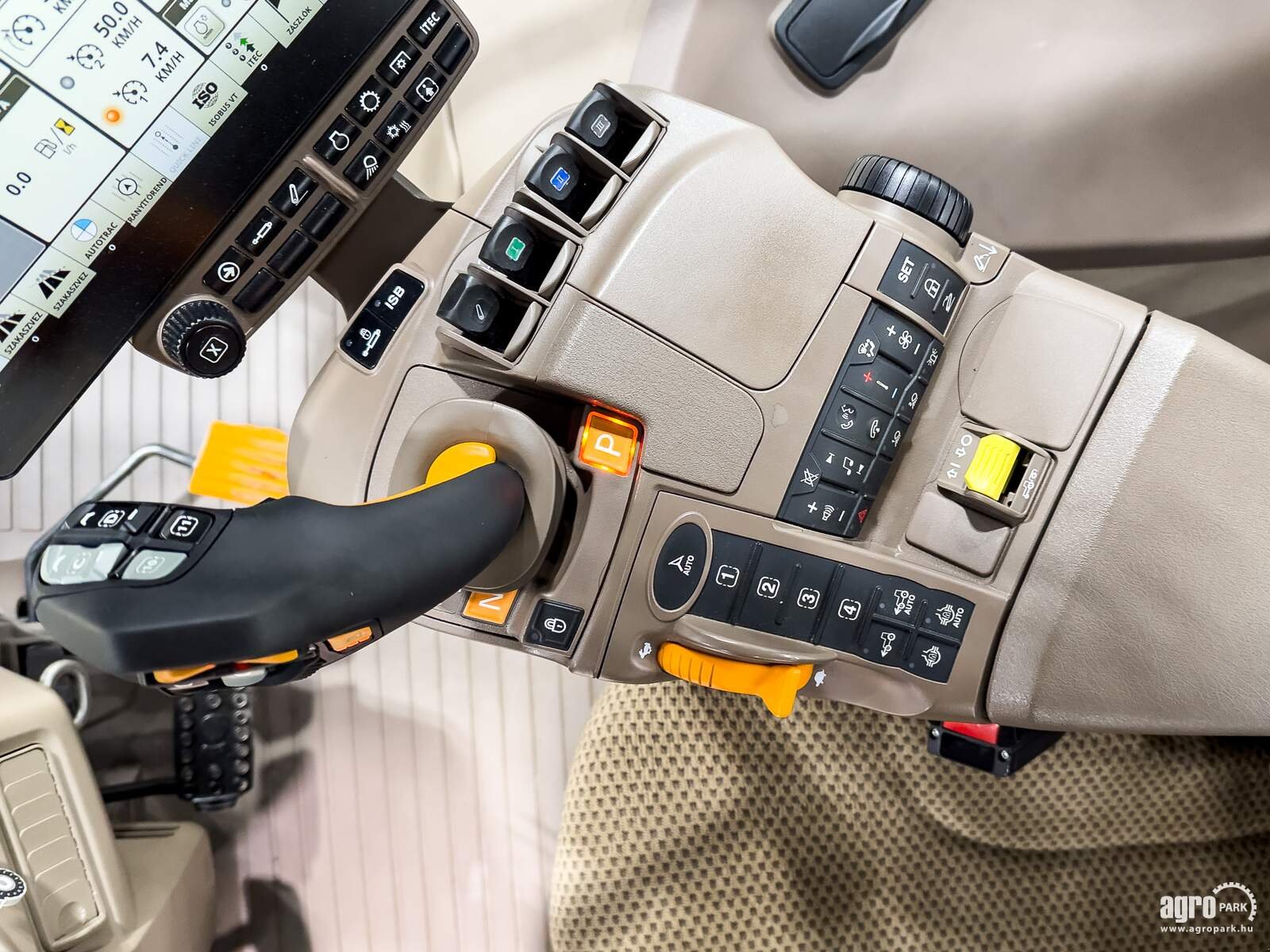 Traktor tip John Deere 6R 185, Gebrauchtmaschine in Csengele (Poză 15)