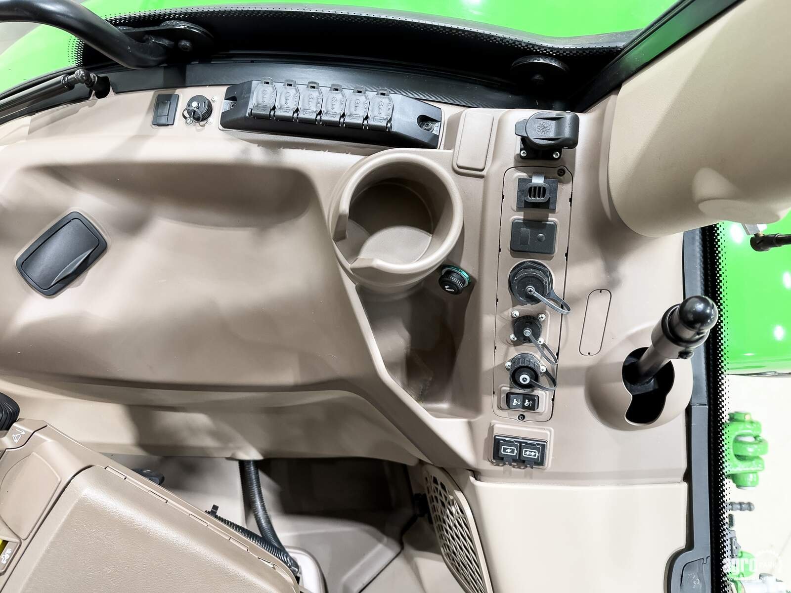 Traktor tip John Deere 6R 185, Gebrauchtmaschine in Csengele (Poză 22)