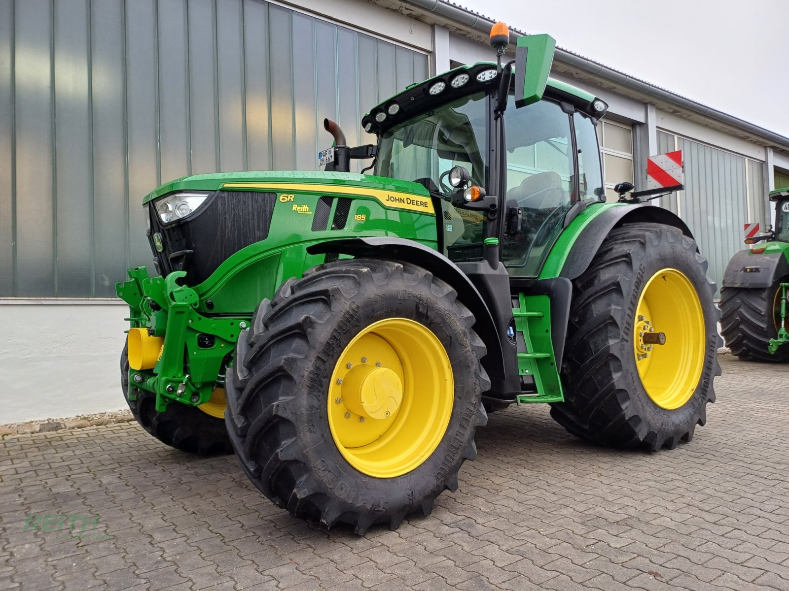 Traktor типа John Deere 6R 185, Gebrauchtmaschine в Wolnzach (Фотография 3)