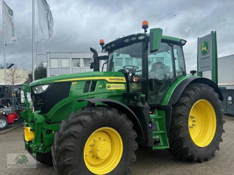 Traktor of the type John Deere 6R 185, Neumaschine in Münchberg (Picture 1)