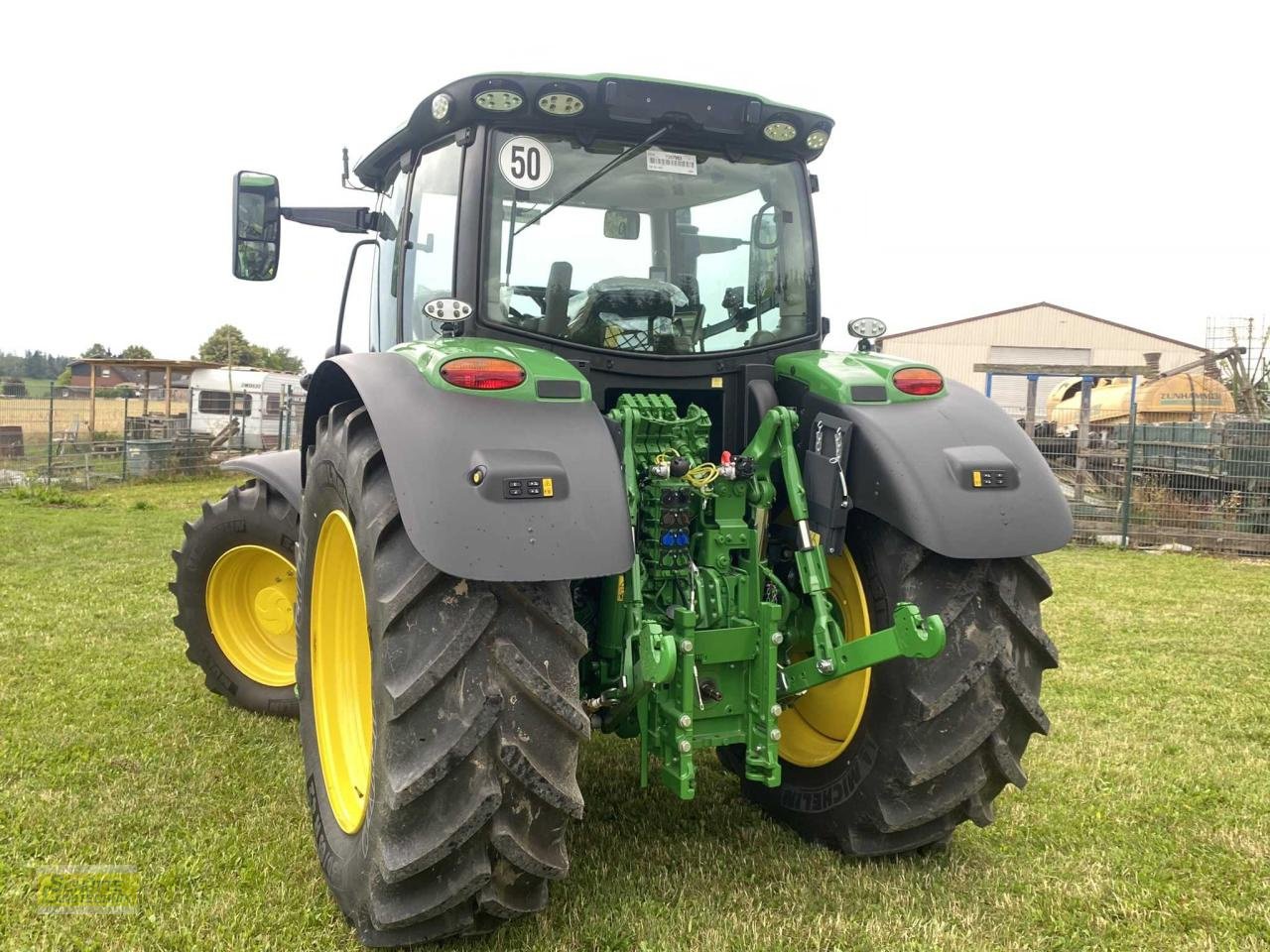 Traktor des Typs John Deere 6R 185, Neumaschine in Marsberg-Giershagen (Bild 6)