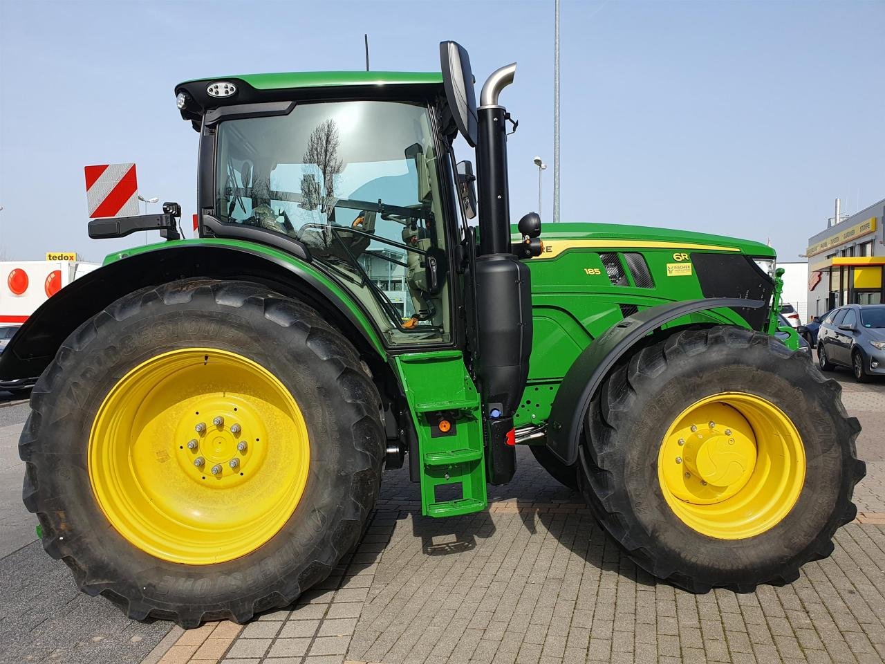 Traktor des Typs John Deere 6R 185, Neumaschine in Worms (Bild 5)