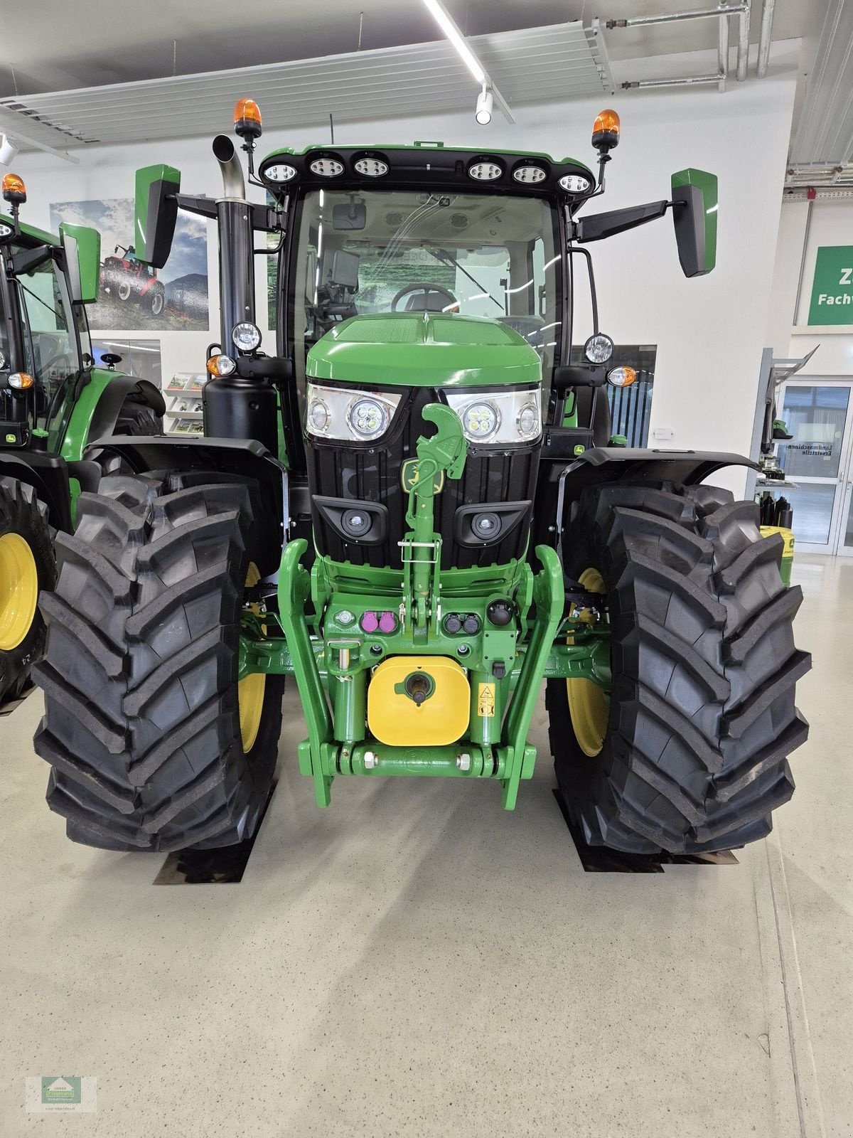 Traktor a típus John Deere 6R 185, Neumaschine ekkor: Klagenfurt (Kép 2)