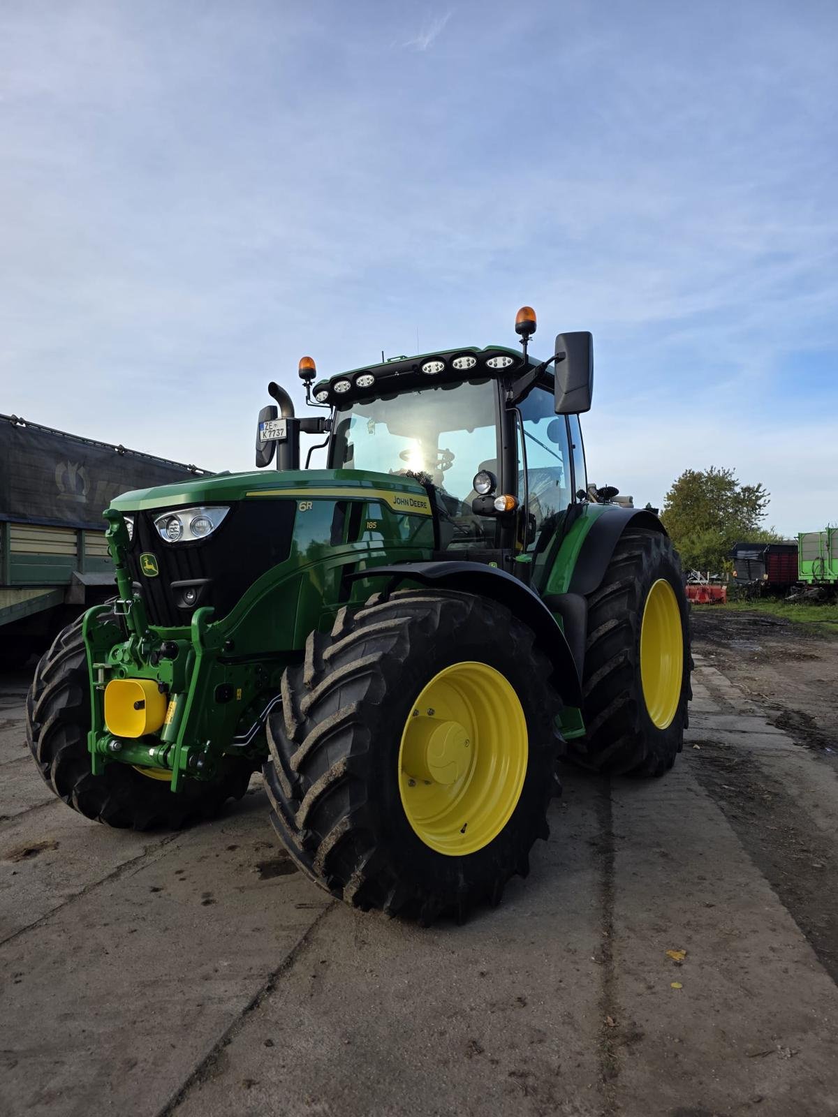 Traktor des Typs John Deere 6R 185, Gebrauchtmaschine in Deining (Bild 1)