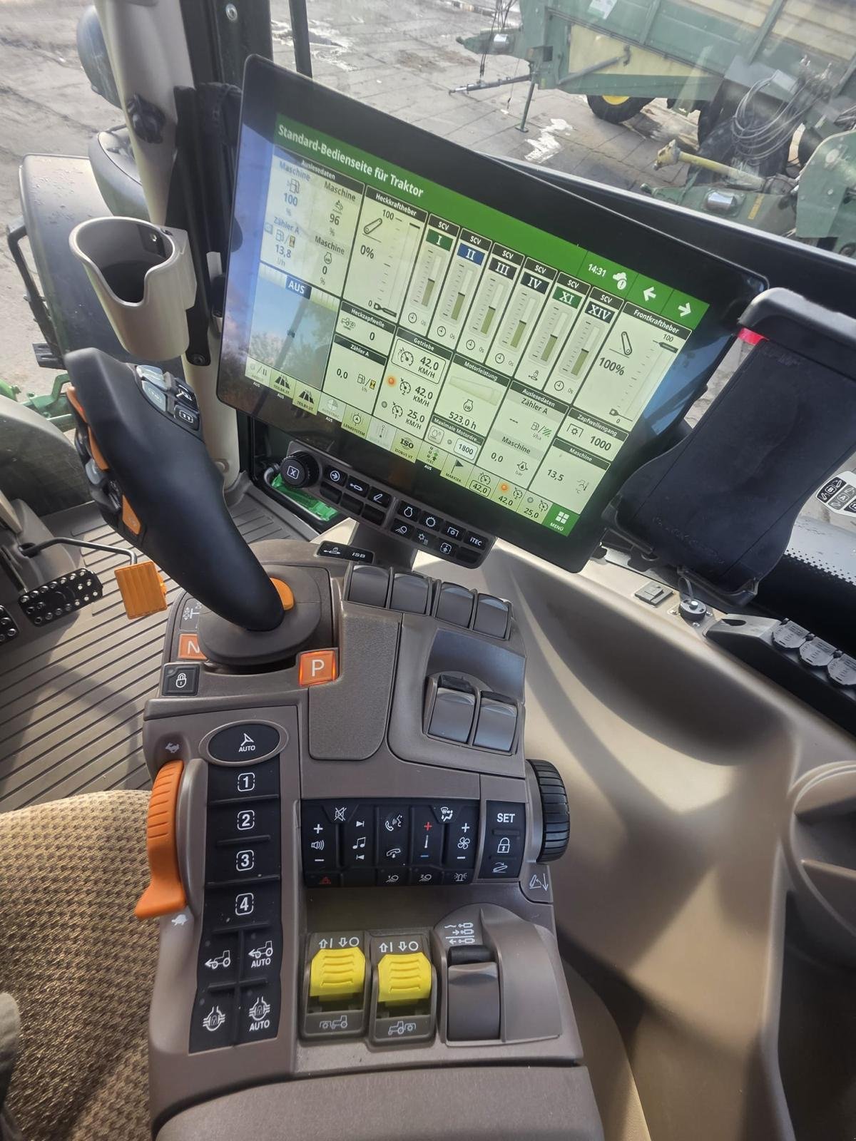 Traktor des Typs John Deere 6R 185, Gebrauchtmaschine in Deining (Bild 10)