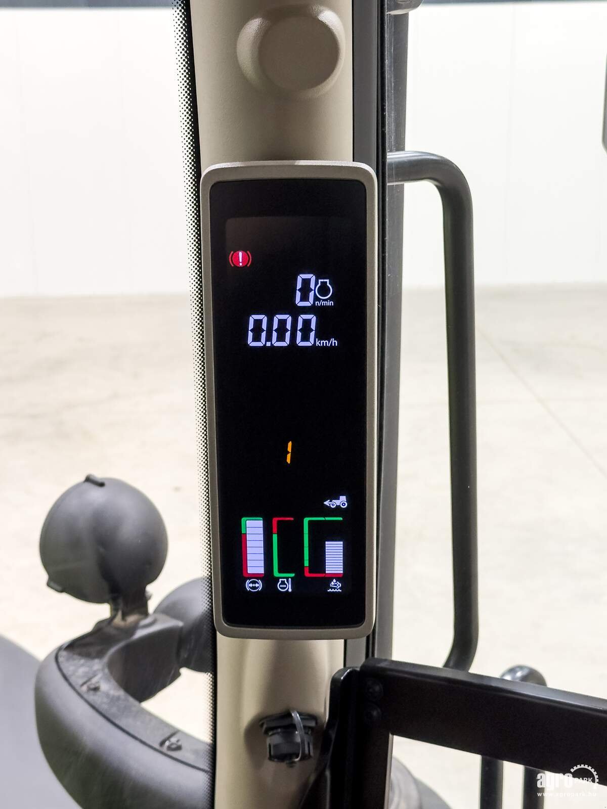 Traktor типа John Deere 6R 195, Gebrauchtmaschine в Csengele (Фотография 24)