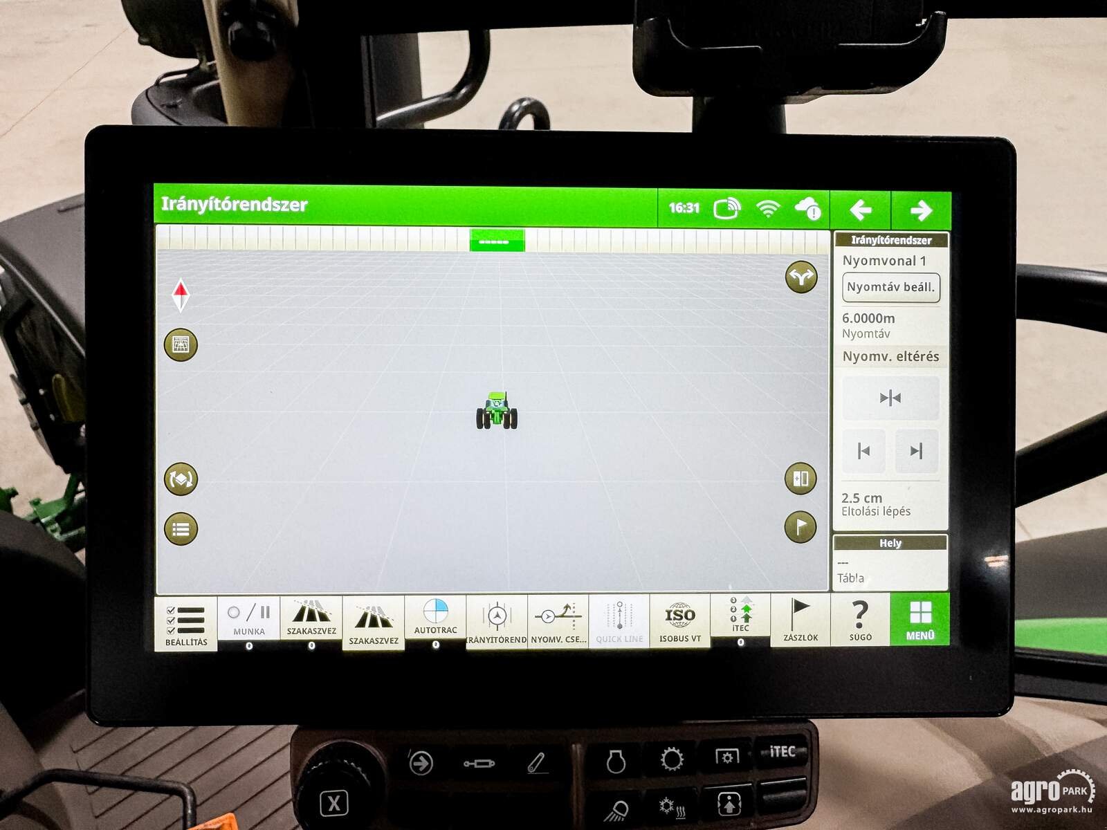 Traktor tip John Deere 6R 195, Gebrauchtmaschine in Csengele (Poză 13)