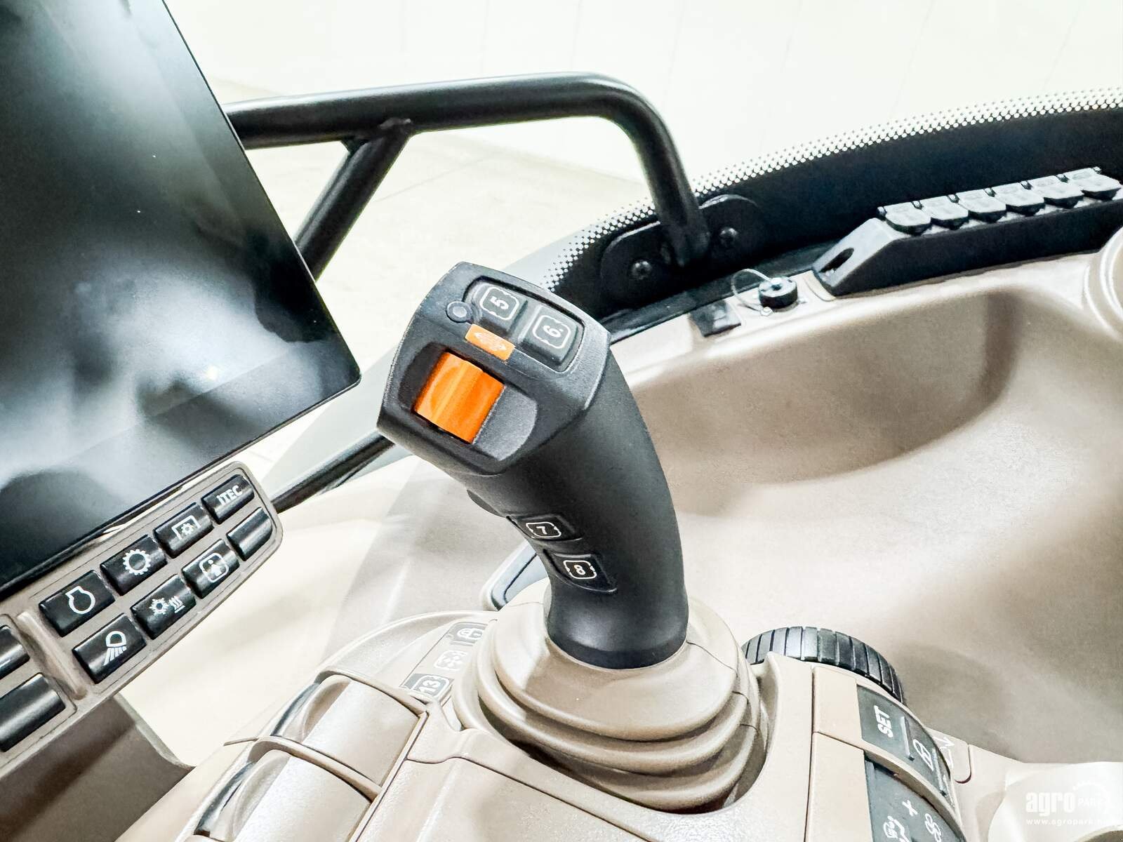 Traktor tip John Deere 6R 195, Gebrauchtmaschine in Csengele (Poză 23)