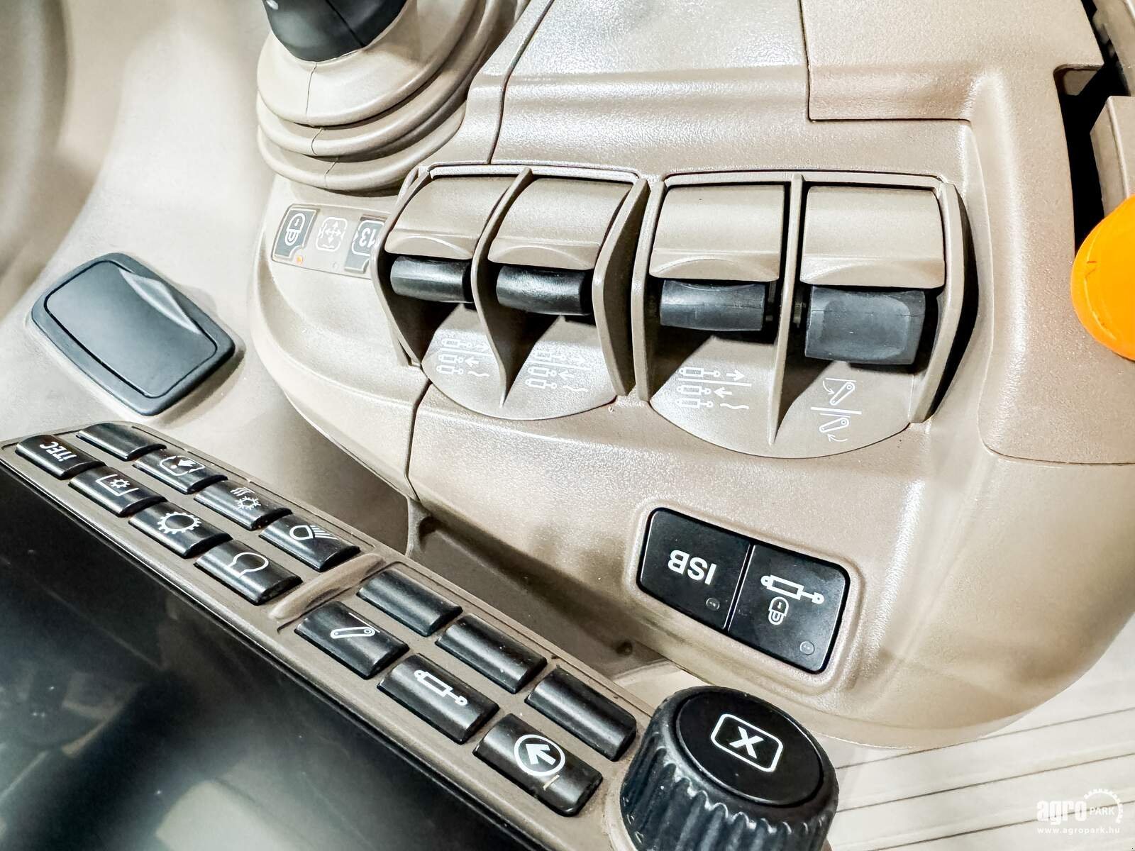 Traktor tip John Deere 6R 195, Gebrauchtmaschine in Csengele (Poză 26)