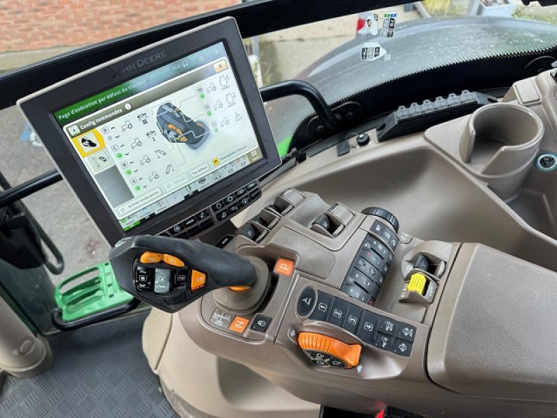 Traktor типа John Deere 6R 195, Gebrauchtmaschine в PITHIVIERS Cedex (Фотография 8)