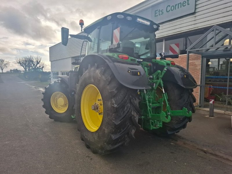Traktor Türe ait John Deere 6R 195, Gebrauchtmaschine içinde PITHIVIERS Cedex (resim 4)