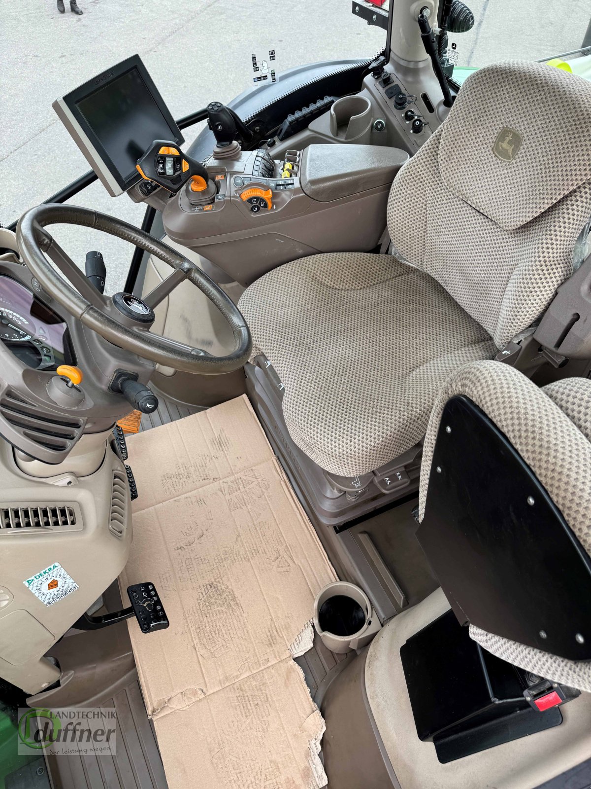 Traktor Türe ait John Deere 6R 215 6R215, Gebrauchtmaschine içinde Hohentengen (resim 8)