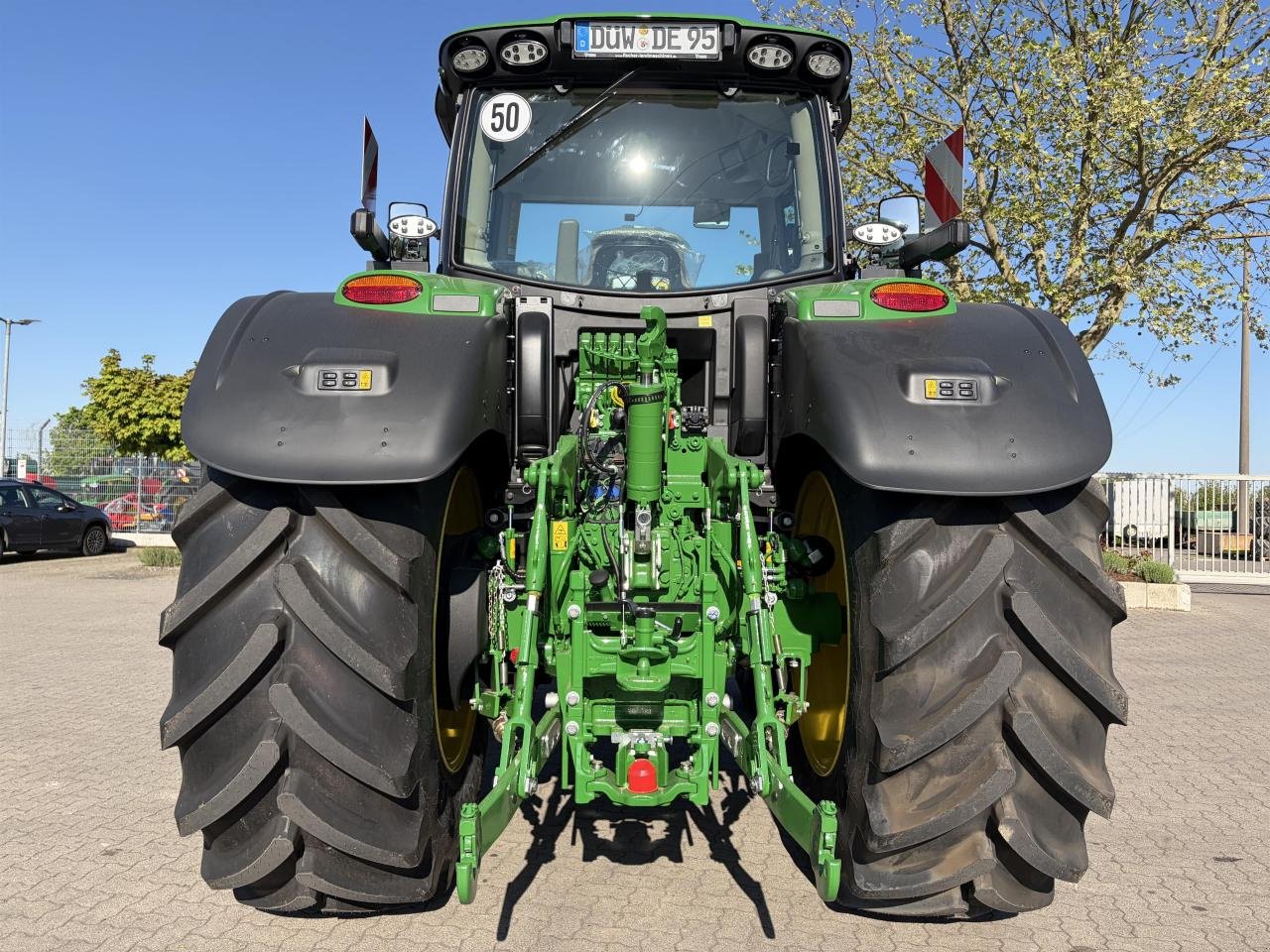 Traktor от тип John Deere 6R 215 DEMO, Vorführmaschine в Niederkirchen (Снимка 6)
