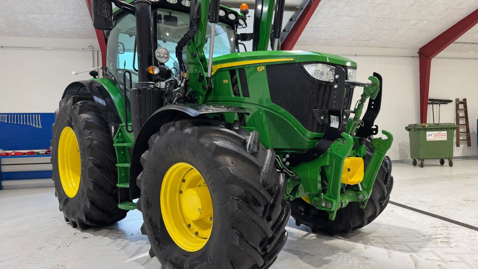 Traktor Türe ait John Deere 6R 215 MED FRONT PTO OG NY ÅLØ FRONTLÆSSER!, Gebrauchtmaschine içinde Nørager (resim 20)