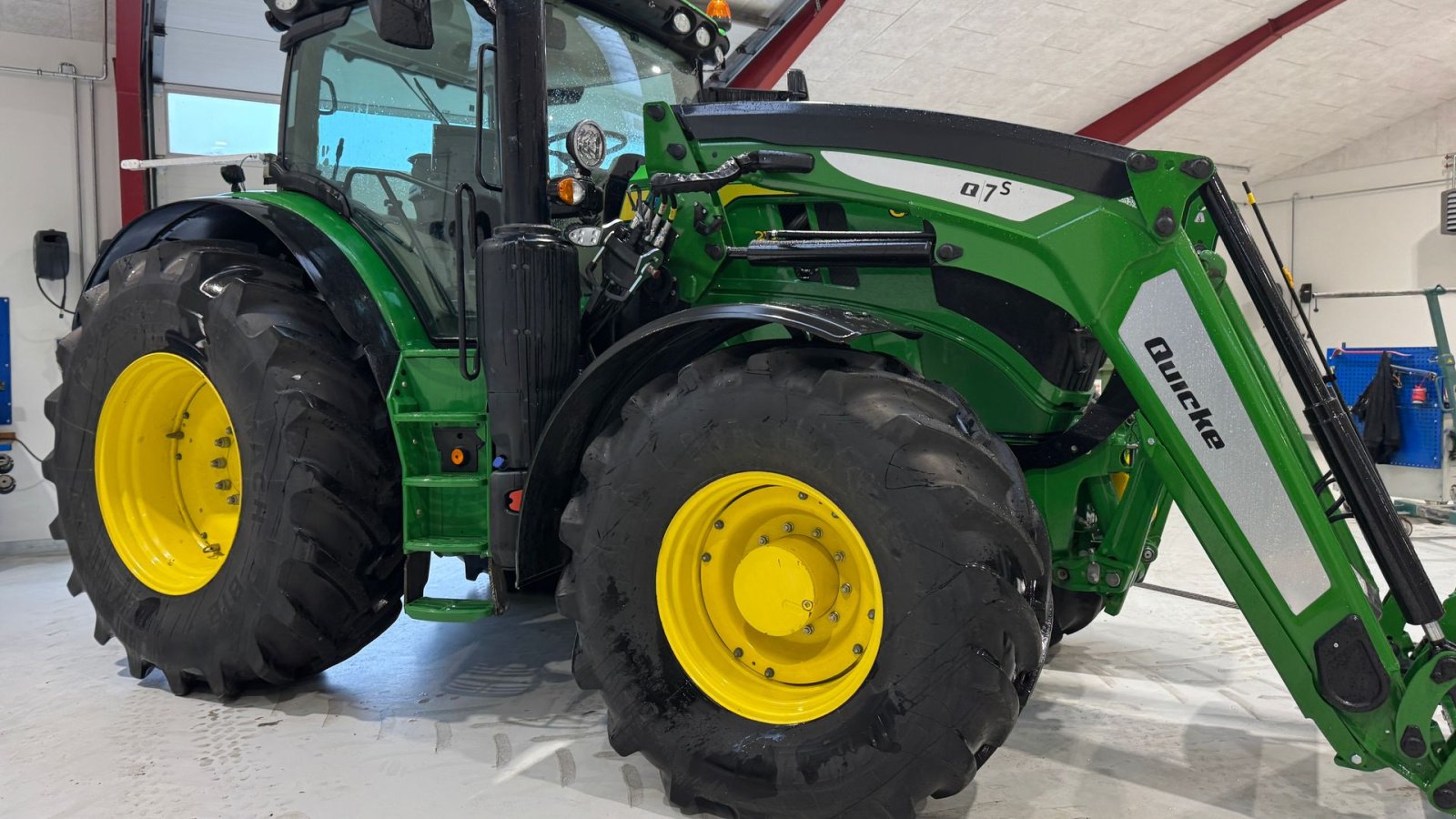 Traktor типа John Deere 6R 215 MED FRONT PTO OG NY ÅLØ FRONTLÆSSER!, Gebrauchtmaschine в Nørager (Фотография 9)
