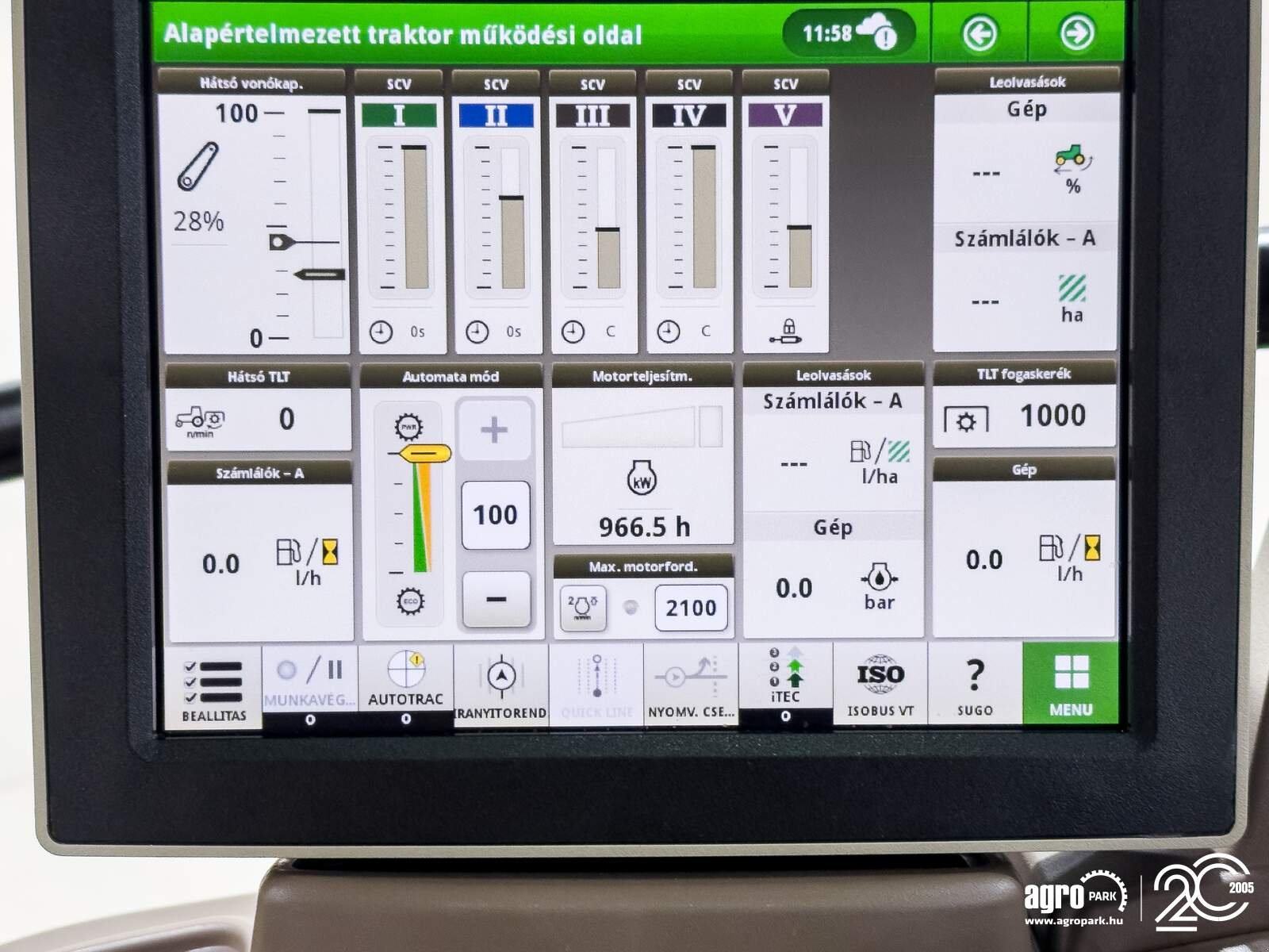 Traktor типа John Deere 6R 215, Gebrauchtmaschine в Csengele (Фотография 10)