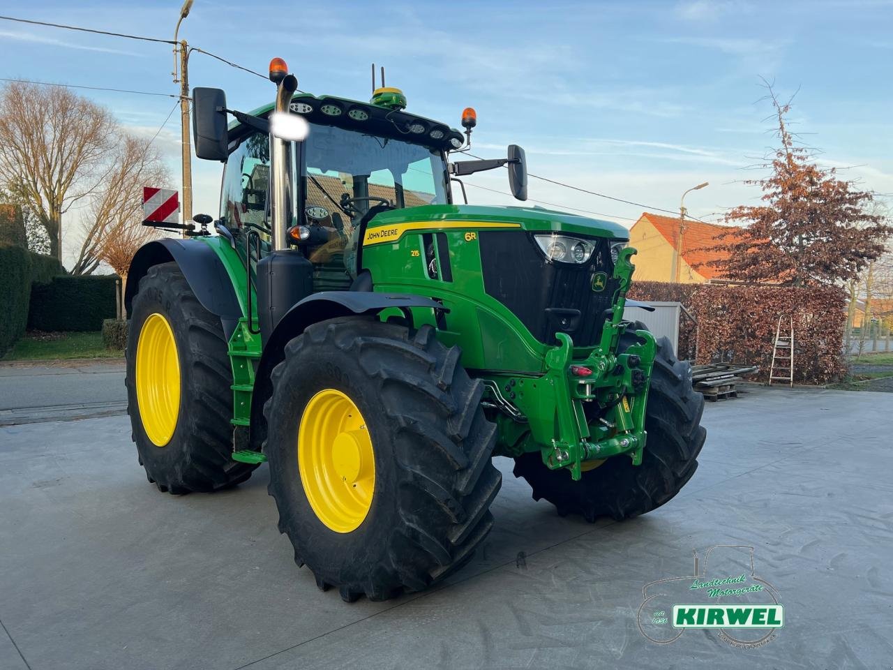 Traktor del tipo John Deere 6R 215, Gebrauchtmaschine en Blankenheim (Imagen 2)
