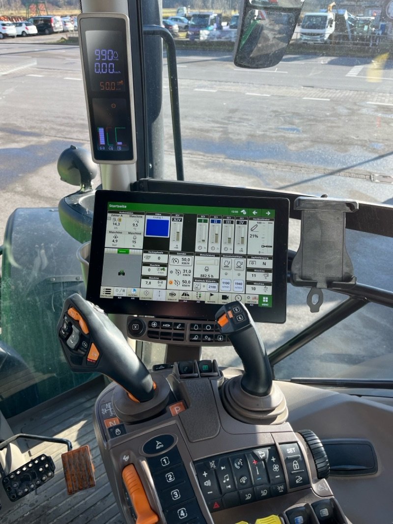 Traktor типа John Deere 6R 215, Gebrauchtmaschine в Immendingen (Фотография 4)