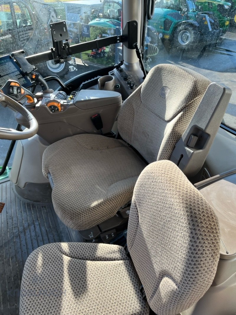 Traktor типа John Deere 6R 215, Gebrauchtmaschine в Immendingen (Фотография 7)