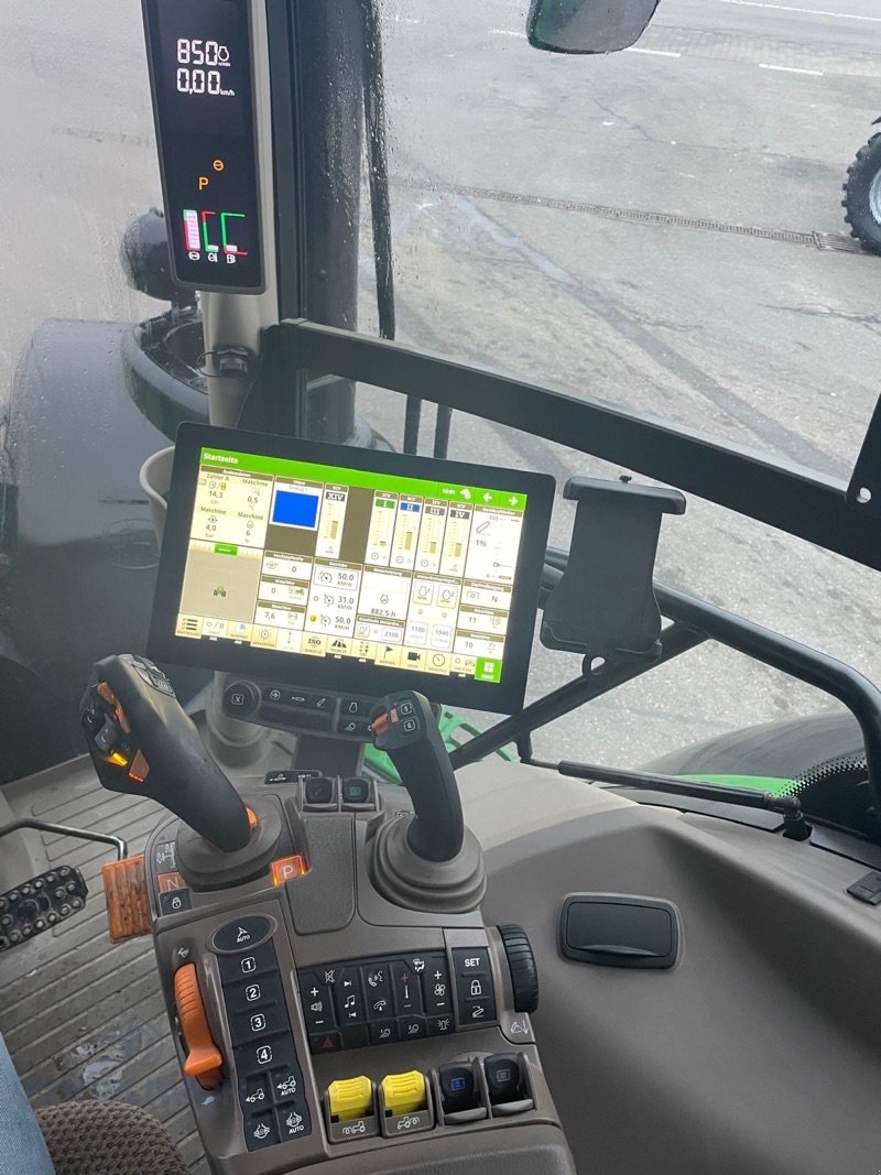 Traktor типа John Deere 6R 215, Gebrauchtmaschine в Immendingen (Фотография 27)