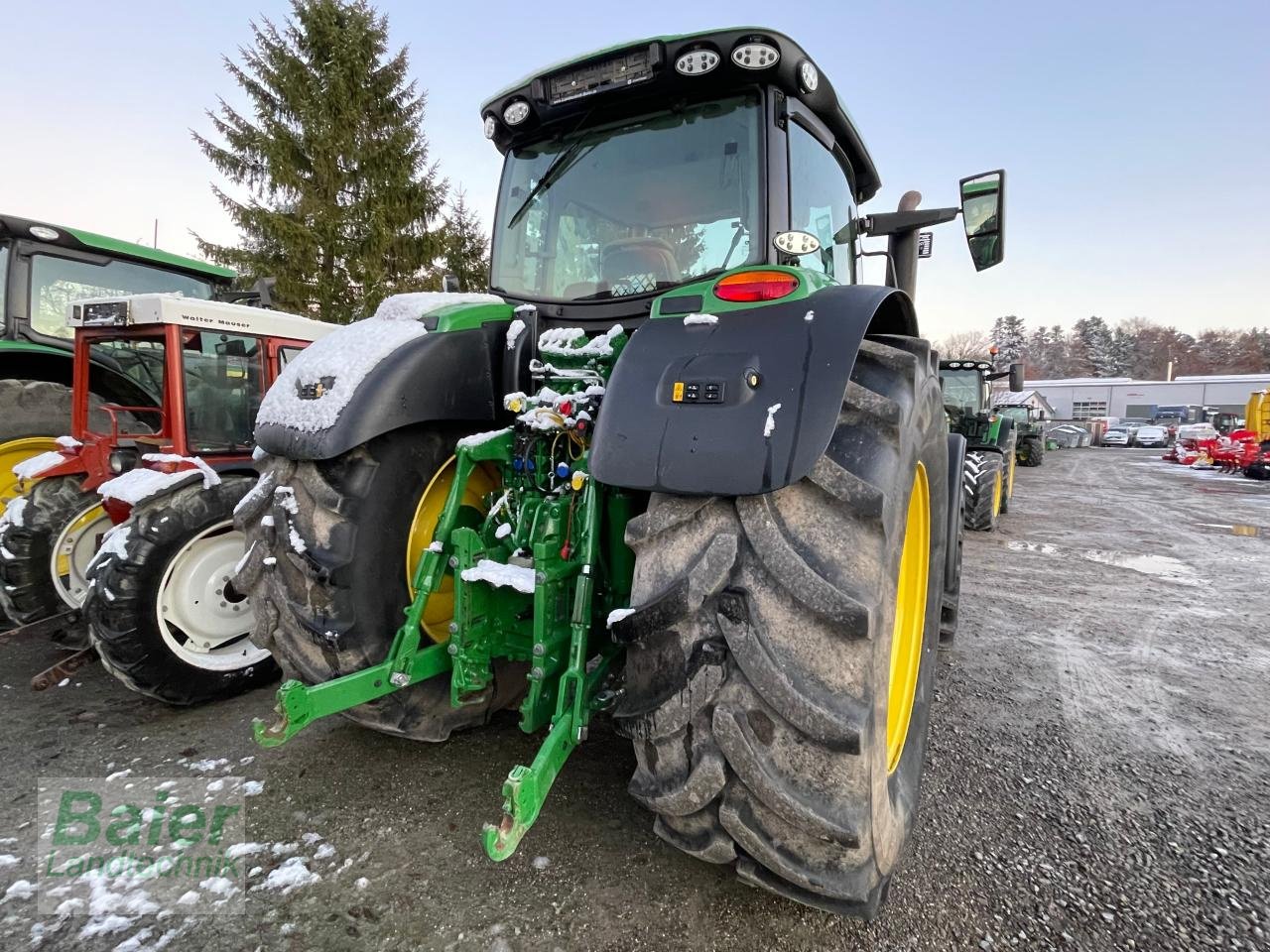 Traktor typu John Deere 6R 215, Gebrauchtmaschine v OBERNDORF-HOCHMOESSINGEN (Obrázek 4)
