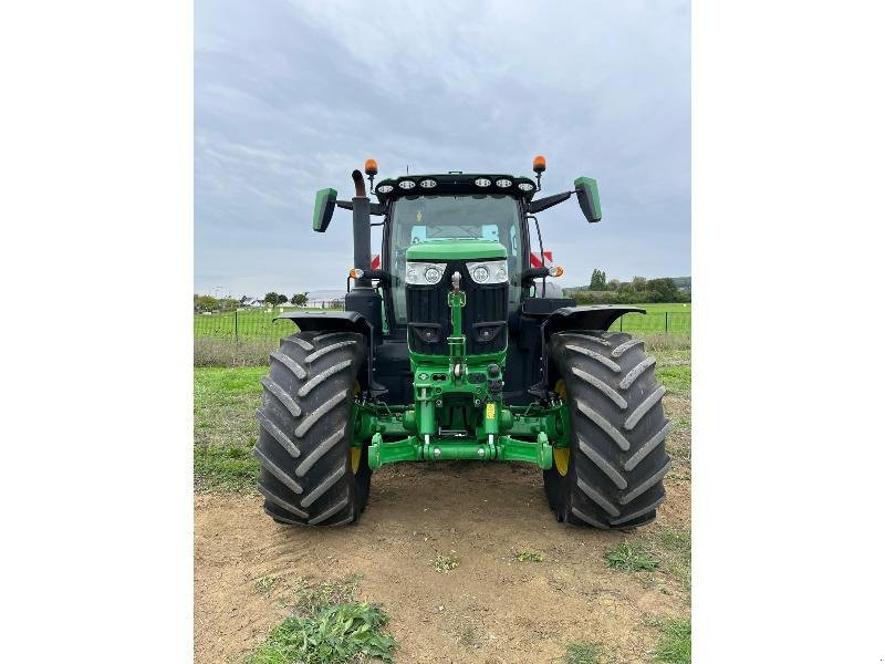 Traktor от тип John Deere 6R 215, Gebrauchtmaschine в SAINT-GERMAIN DU PUY (Снимка 3)