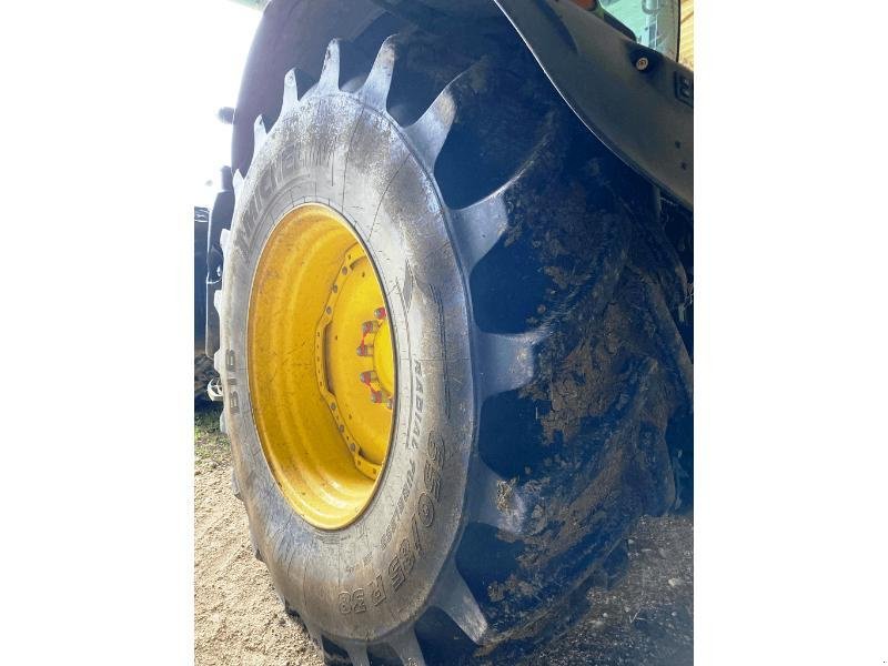 Traktor a típus John Deere 6R 215, Gebrauchtmaschine ekkor: SAINT-GERMAIN DU PUY (Kép 9)