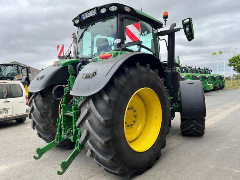 Traktor a típus John Deere 6R 215, Gebrauchtmaschine ekkor: PITHIVIERS Cedex (Kép 3)