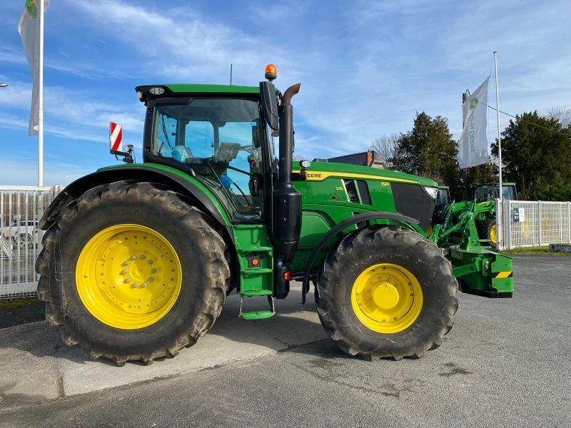 Traktor typu John Deere 6R 215, Gebrauchtmaschine v LE PONT CHRETIEN (Obrázek 4)