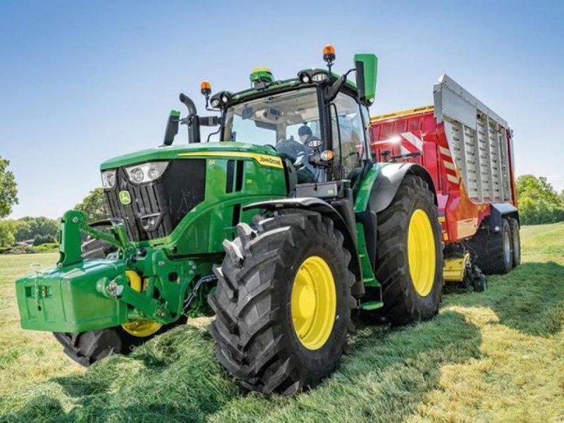 Traktor Türe ait John Deere 6R 215, Neumaschine içinde Jahnatal (resim 1)