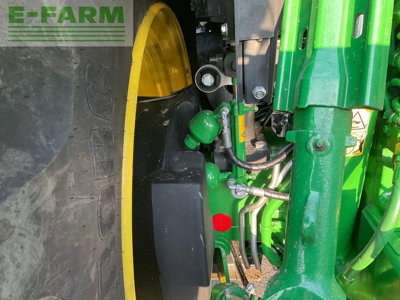 Traktor of the type John Deere 6R 215, Gebrauchtmaschine in REDLHAM (Picture 20)