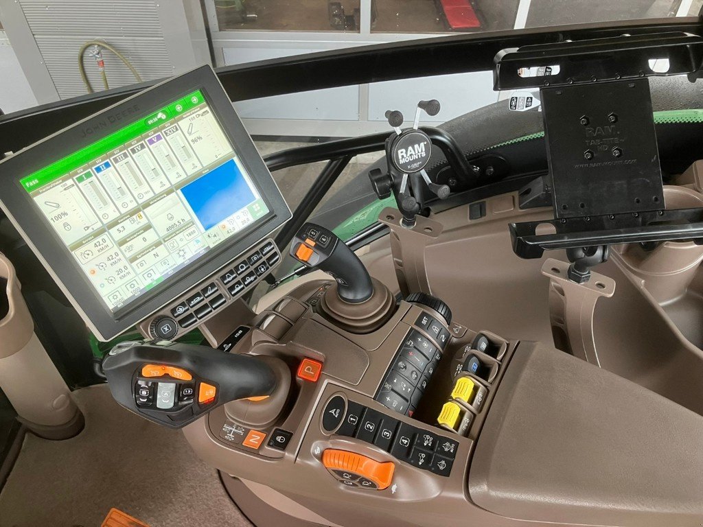 Traktor Türe ait John Deere 6R 215, Gebrauchtmaschine içinde Schwarzhäusern (resim 7)