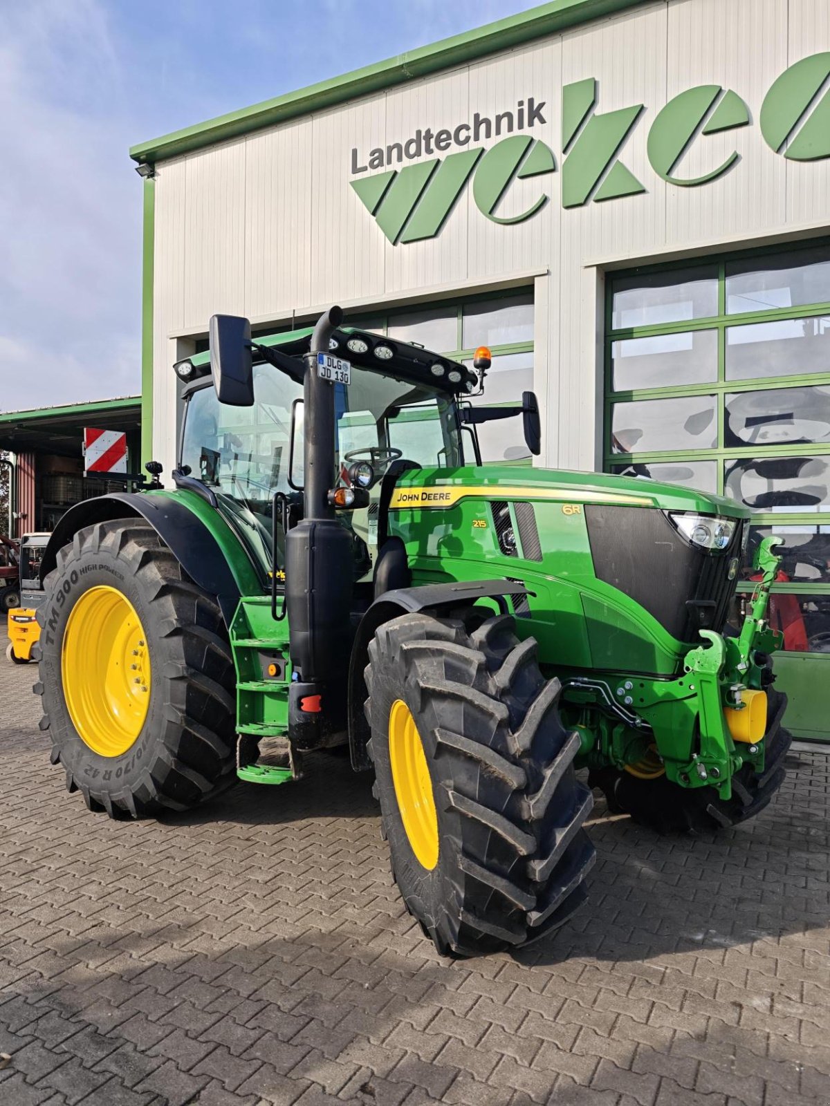 Traktor of the type John Deere 6R 215, Gebrauchtmaschine in Aislingen (Picture 2)
