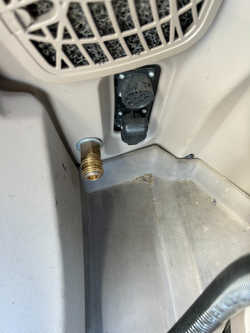 Traktor of the type John Deere 6R 215, Gebrauchtmaschine in Sittensen (Picture 14)