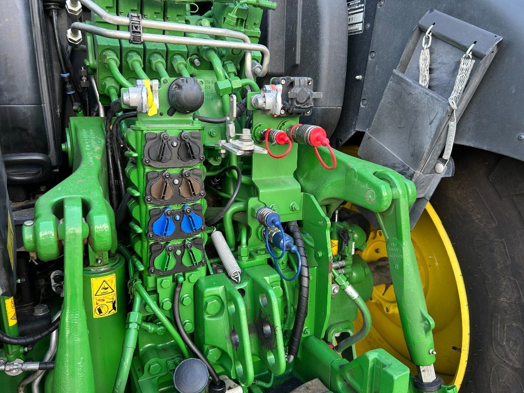 Traktor of the type John Deere 6R 215, Gebrauchtmaschine in Sittensen (Picture 19)
