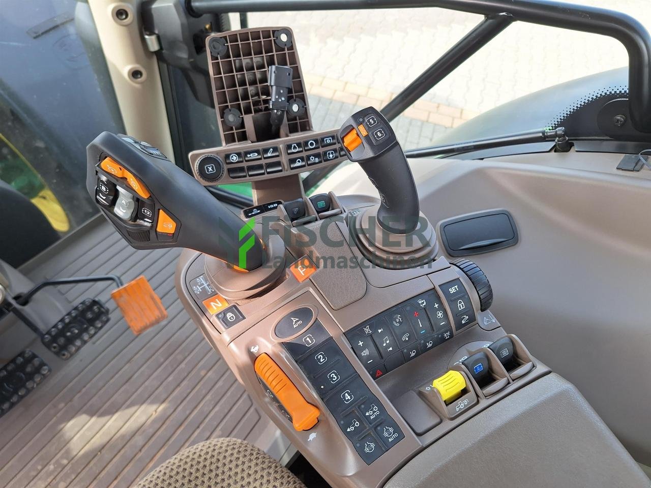 Traktor del tipo John Deere 6R 215, Neumaschine In Niederkirchen (Immagine 12)