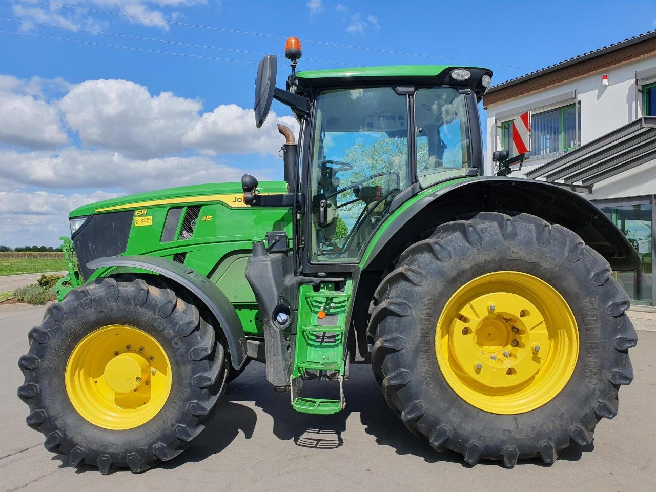 Traktor van het type John Deere 6R 215, Gebrauchtmaschine in Niederkirchen (Foto 4)