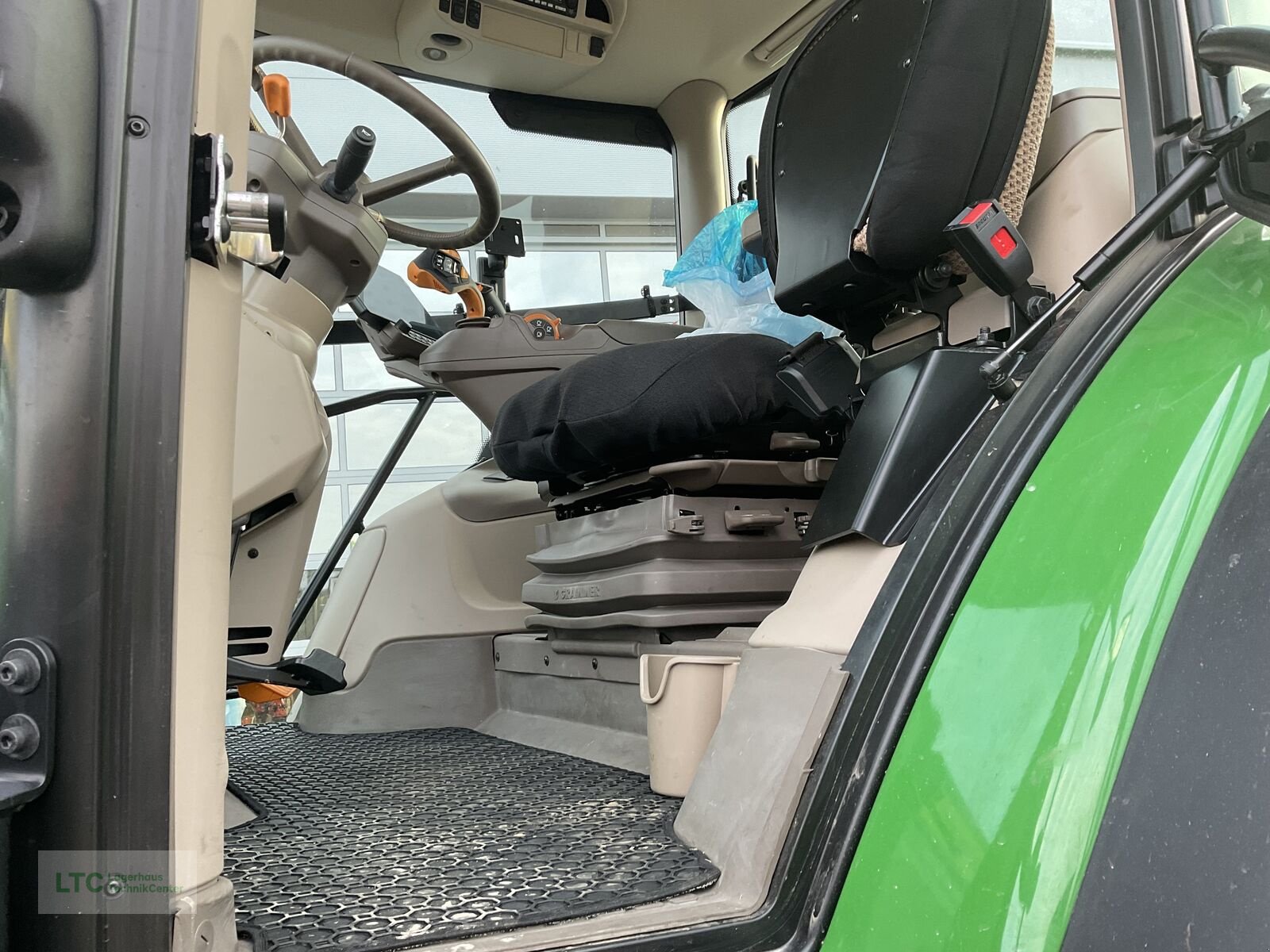 Traktor typu John Deere 6R 215, Vorführmaschine v Redlham (Obrázek 5)