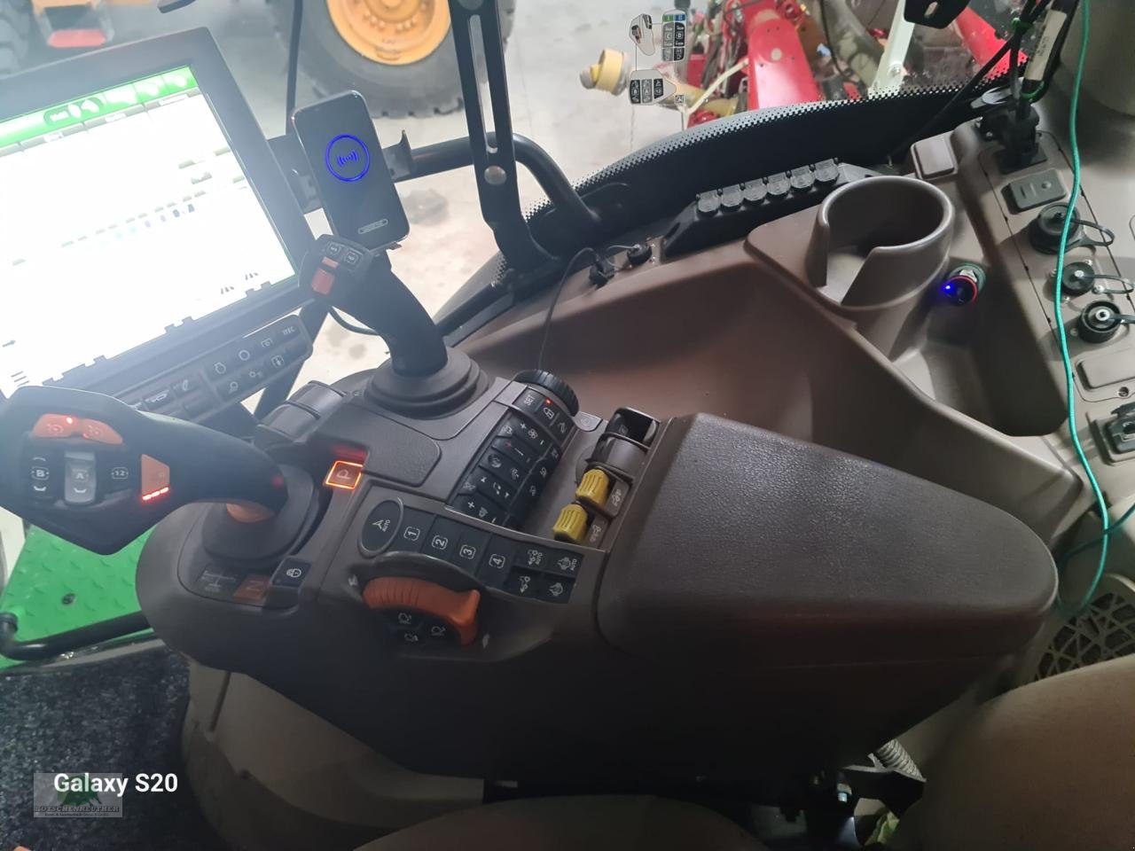 Traktor tipa John Deere 6R 230 - Command PRO, Gebrauchtmaschine u Hofheim (Slika 7)